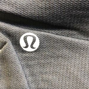 lululemon athletica Pants - Lululemon black crop legging, sz 4, NWT, 61750 lululemon athletica Pants - Lululemon black crop legging, sz 4, NWT, 61750